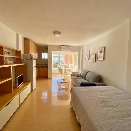 Estudio Soleado Y Bien Ubicado Фуэнхирола Экстерьер фото